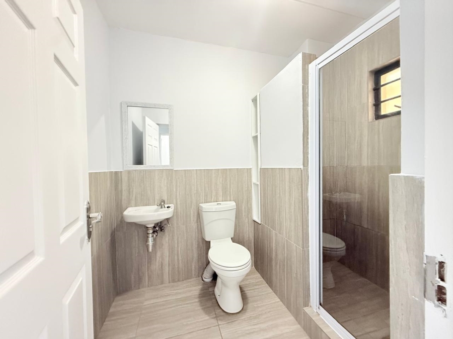 2 Bedroom Property for Sale in Parklands North Western Cape